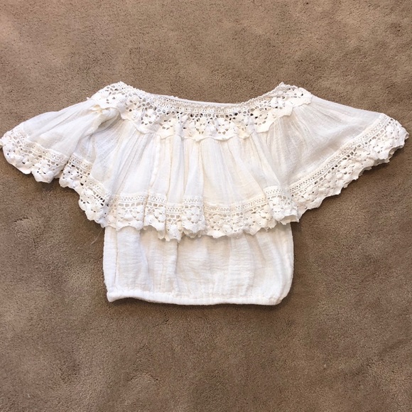 Jen’s pirate booty off the shoulder top - Picture 2 of 3